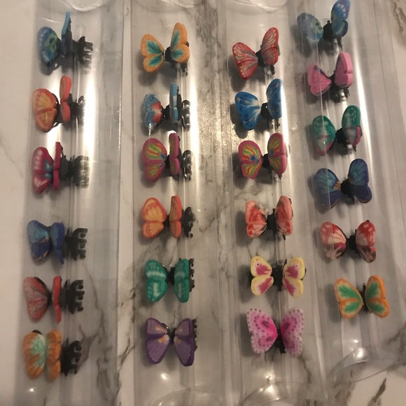 New 4 sets of butterflies clips - Picture 1 of 3